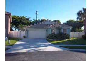 1100 Fosters Mill Dr, Boynton Beach, FL 33436, Sold 04/11/14