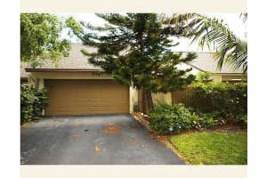 204 Pleasant Wood Dr, Wellington, FL 33414, Sold 12/06/13