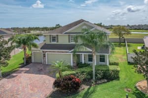 3838 Hollisten Circle, Melbourne