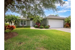 5235 E 1st Square Sw, Vero Beach