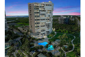 5051 N A1a Highway, Ph3-3, Hutchinson Island