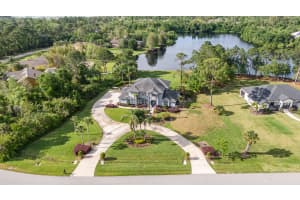 3925 Rambling Acres Drive, Titusville