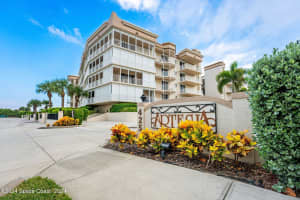 425 Pierce Avenue 206, Cape Canaveral
