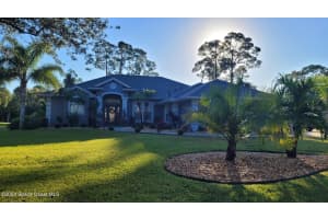 1781 Winding Ridge Circle Se, Palm Bay