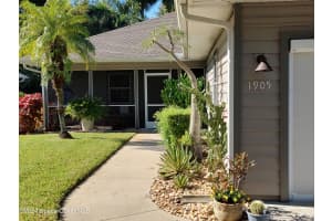 1905 S Garden Grove Circle, Vero Beach