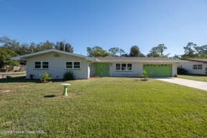 8303 Sylvan Drive, Melbourne