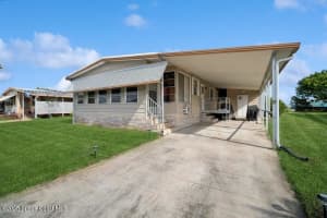 556 Ruth Circle, Melbourne