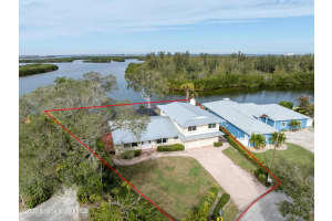 2071 Bali Road, Cocoa Beach