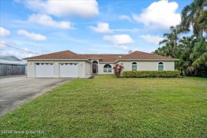284 Hiawatha Way, Melbourne Beach