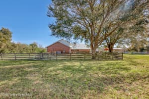 5005 Us Highway 1, Mims