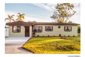 7101 Ridgewood Avenue 104, Cape Canaveral