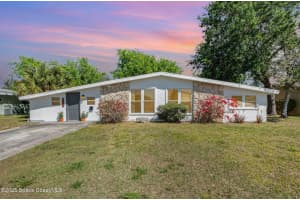 2880 Fountainhead Boulevard, Melbourne