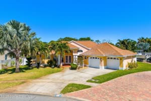 1035 Harbor Pines Drive, Merritt Island