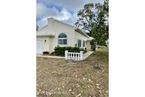 882 Wateroak Drive Ne, Port Malabar Unit 59, Palm Bay