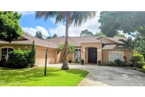 3033 Forest Creek Drive, Melbourne