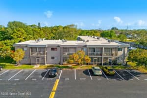 3025 Thrush Drive, 107, Melbourne