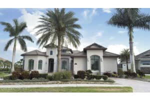 8011 Barrosa Circle, Melbourne