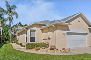 1441 Royal Fern Drive, Melbourne