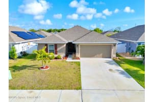 684 Moment Street, Cocoa