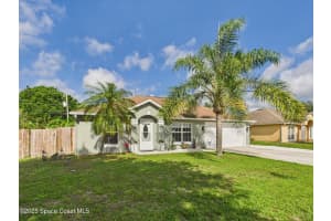 7965 105th Avenue, Vero Beach