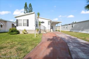 641 Hyacinth Circle, Barefoot Bay