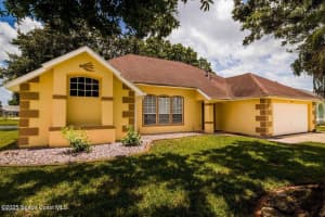 2091 Lionel Drive, Melbourne