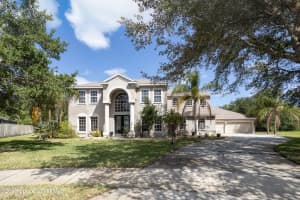 1300 Cape Sable Drive, Melbourne