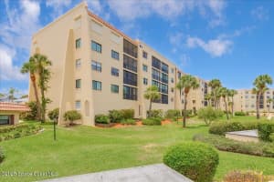 115 N Indian River Drive, 327, Cocoa