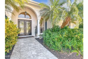 603 Cross Creek Drive, Sebastian