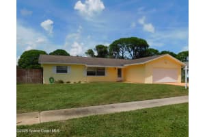 220 Maureen Avenue, Merritt Island
