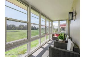 55 Woodland Drive, 206, Vero Beach