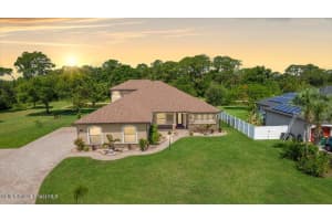 4148 Anlow Road, Melbourne