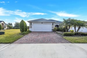 3496 Bancroft Drive, Melbourne