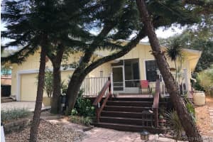 1580 N Division Street, Oviedo