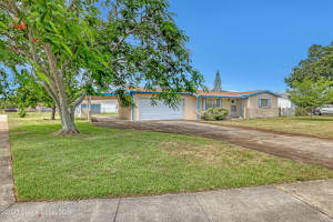 205 Hickory Avenue, Merritt Island