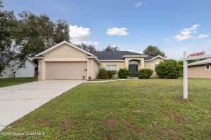 1581 Zaffer Street Nw, Palm Bay