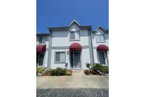 133 Seaport Boulevard 15, Cape Canaveral