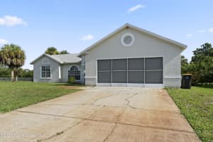 1768 Wake Forest Road Nw, Palm Bay