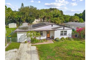 312 Tulip Lane, Melbourne