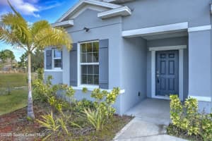 516 Alminar Avenue Se, Palm Bay