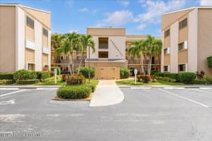 6165 S Mirror Lake Drive, 103, Sebastian