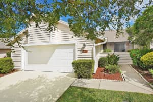 840 Ridge Lake Drive, Melbourne