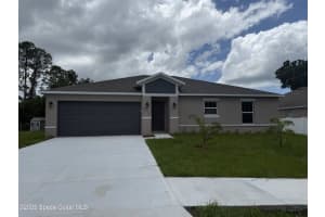 1036 Salina Street Se 16, Palm Bay