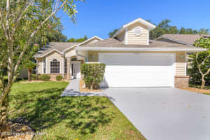 480 Prestwick Court, Melbourne
