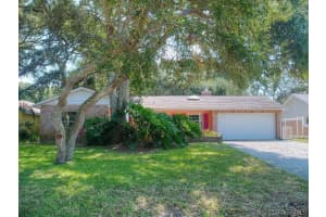 2465 S Washington Avenue 303, Titusville