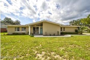 7 Fairglen Drive, Titusville