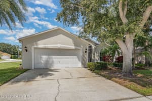 982 Villa Drive, Melbourne