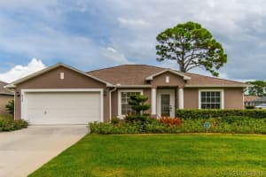 436 Escobar Avenue Nw, Palm Bay
