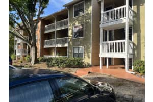 225 S Tropical Trail, 214, Merritt Island