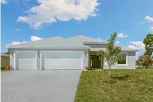 396 Brandt Avenue Ne, Palm Bay